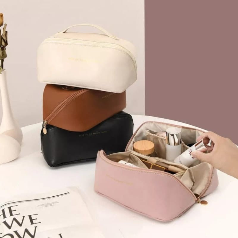 Premium Travel Makeup Organizer