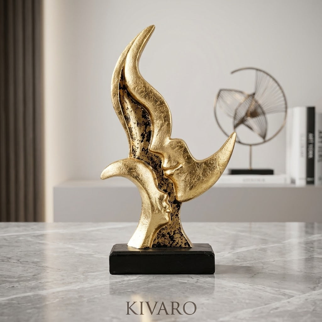 Amora Sculpture
