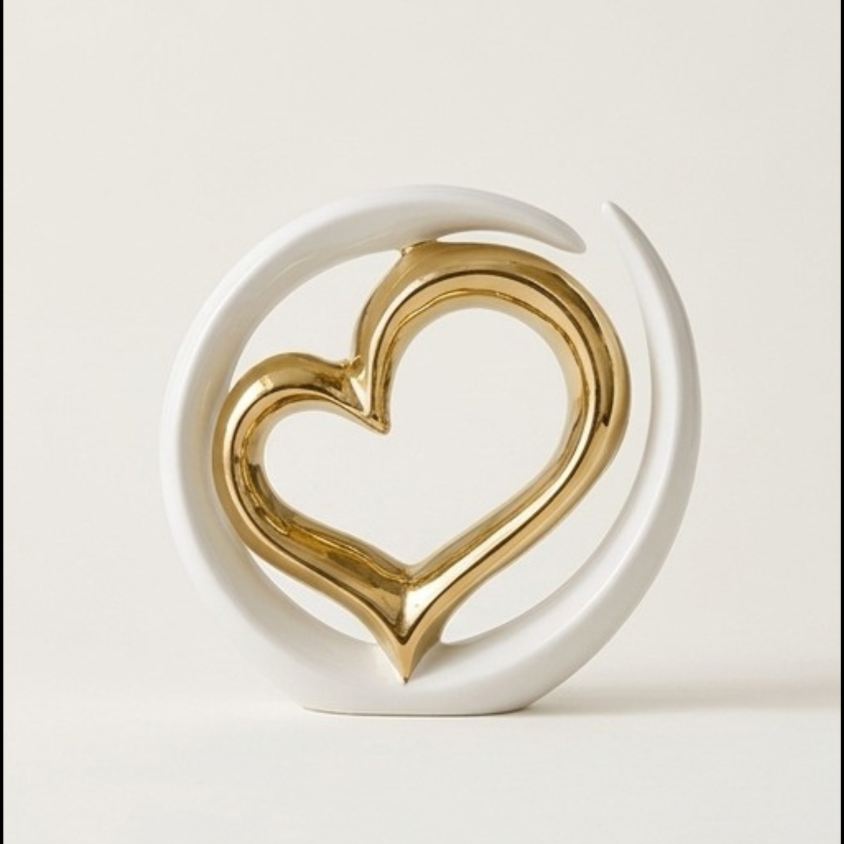 Amora Heart